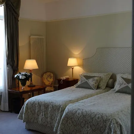 Chateau De - Les Collectionneurs Hotel
